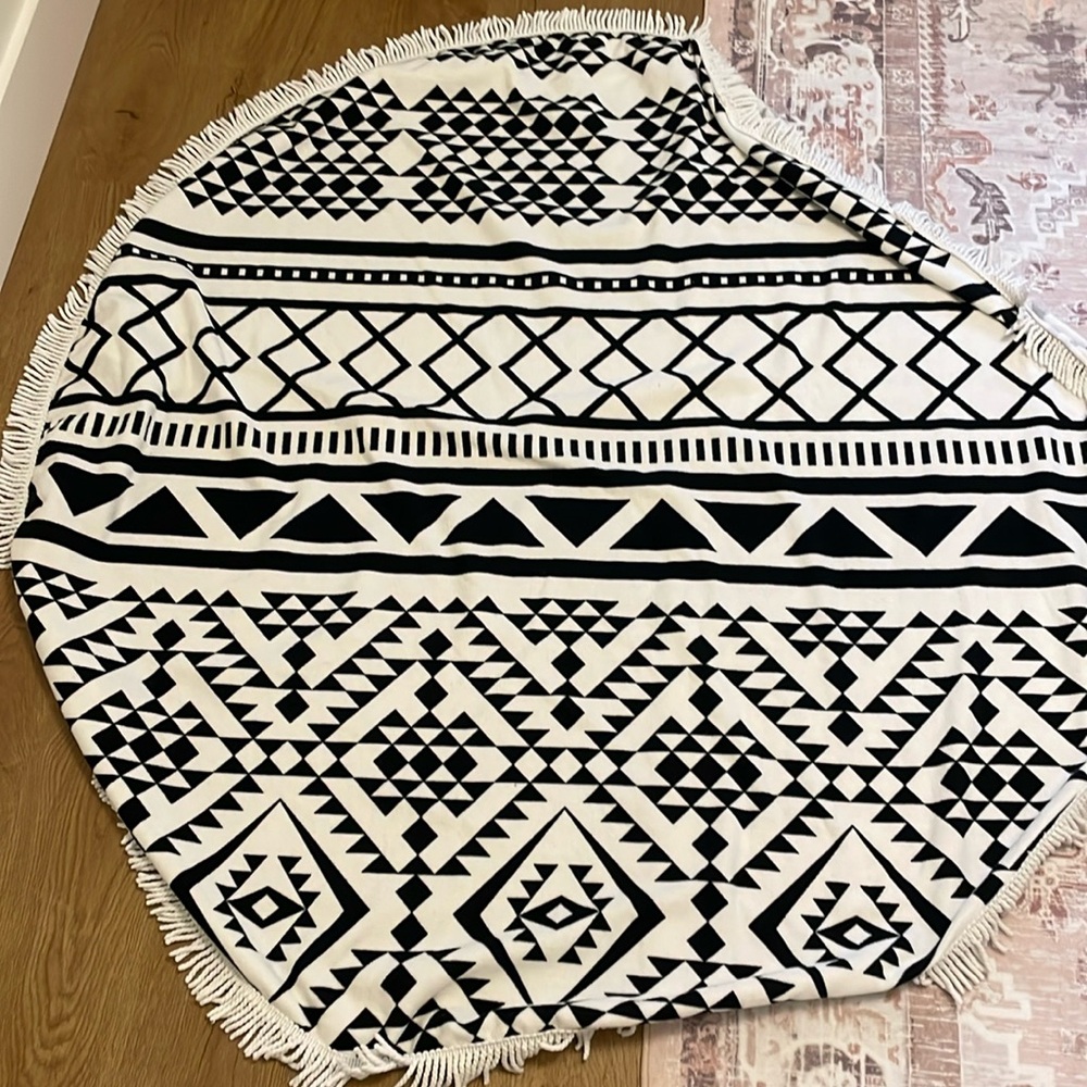 Circle beach towel